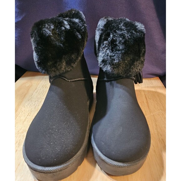 C & UG Black Faux Fur Boots Winter Boots Size 6 New - Picture 3 of 7